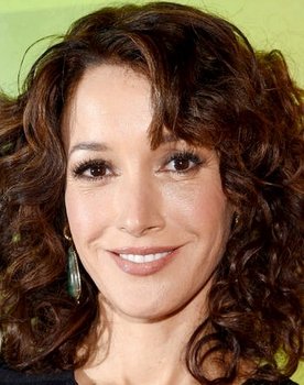 Jennifer Beals